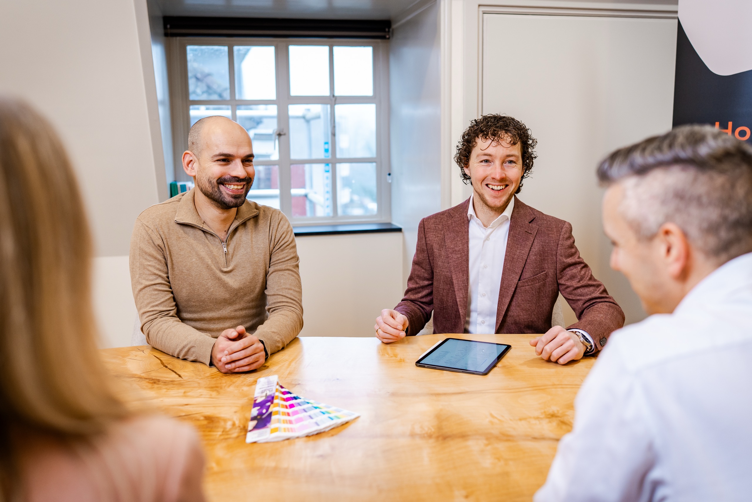 Merkstudio PFO overtuigend merk logo identiteit website marketing reclamebureau 3